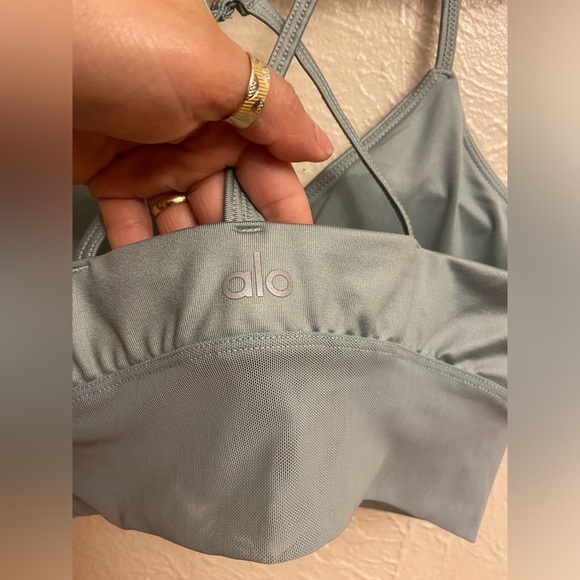 ALO Yoga bra - Picture 1 of 10